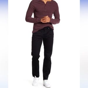 NWT Lucky Brand 121 Heritage Slim fit straight leg. Size W38 L32